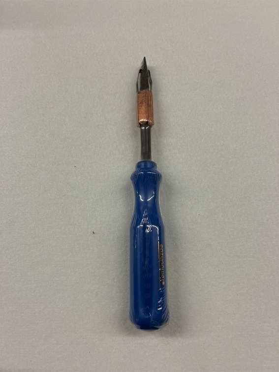 (50x) 4in Flat Head Screwdriver with Clip and Thick Handle