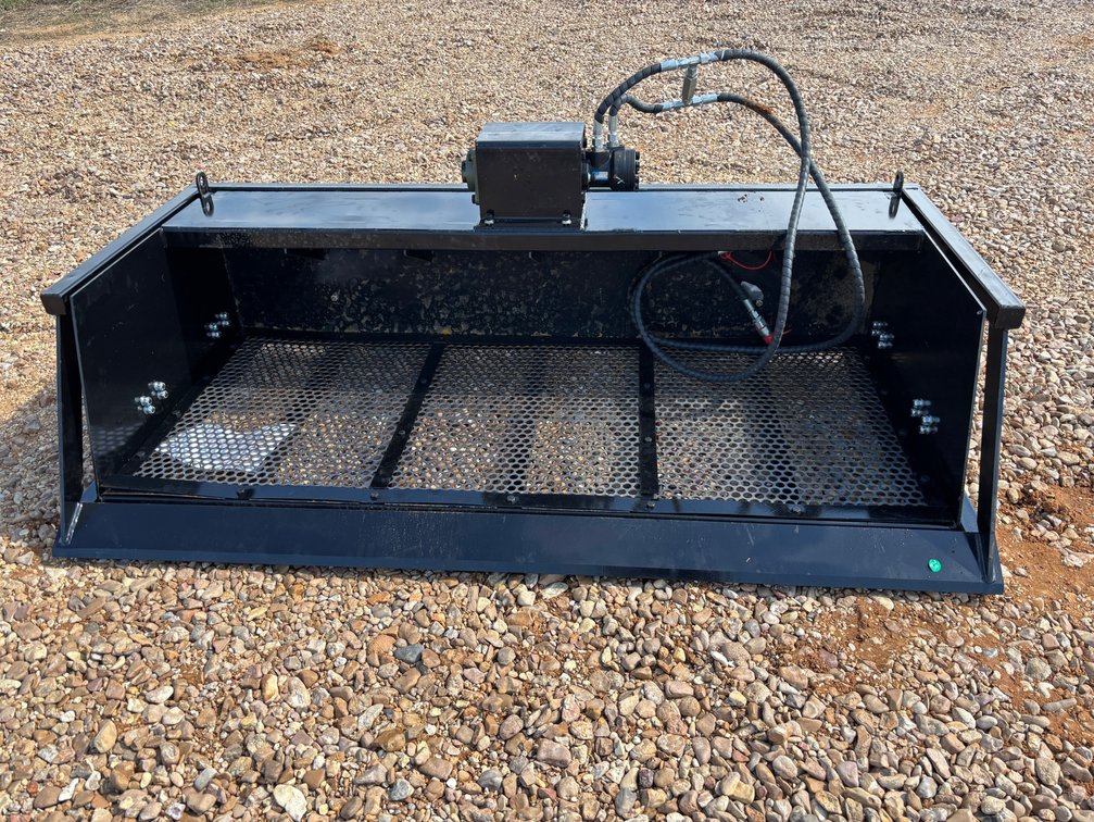 Skid steer Screening Bucket  