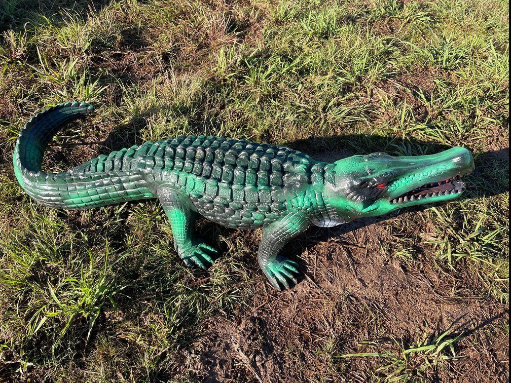 Alligator Yard ornament