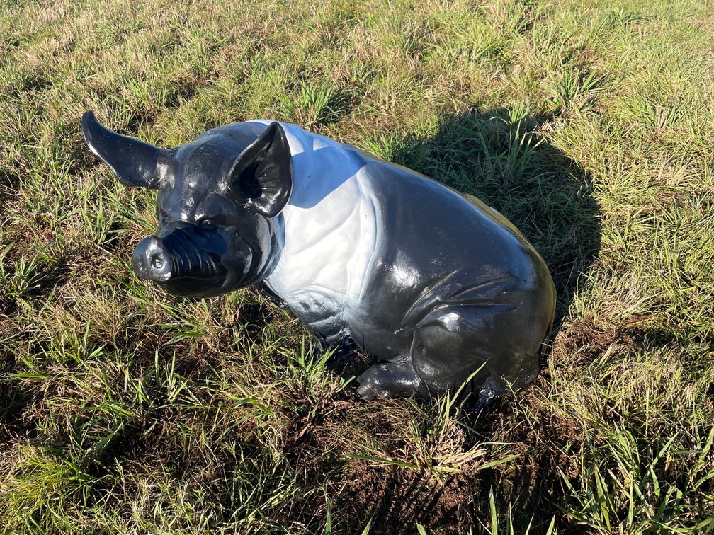 Pig Yard ornament