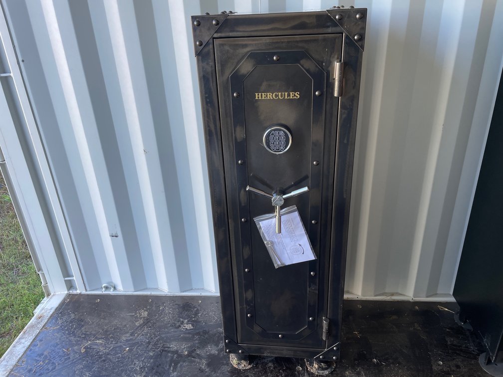 Hercules gun safe (small)