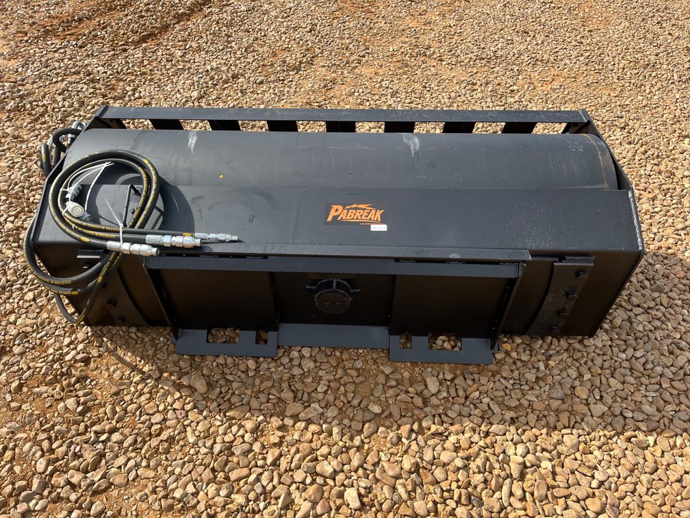 SKID STEER VIBRATORY ROLLER