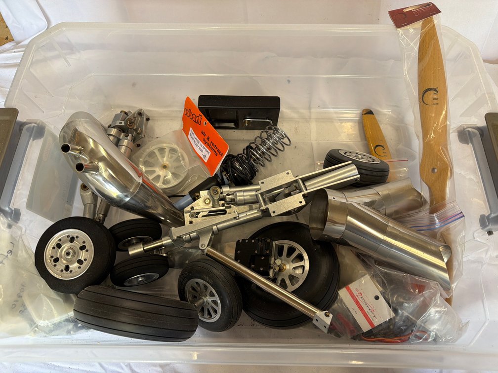 Robart & Xoar Scale Landing Gear, Exhaust Systems & Accessories