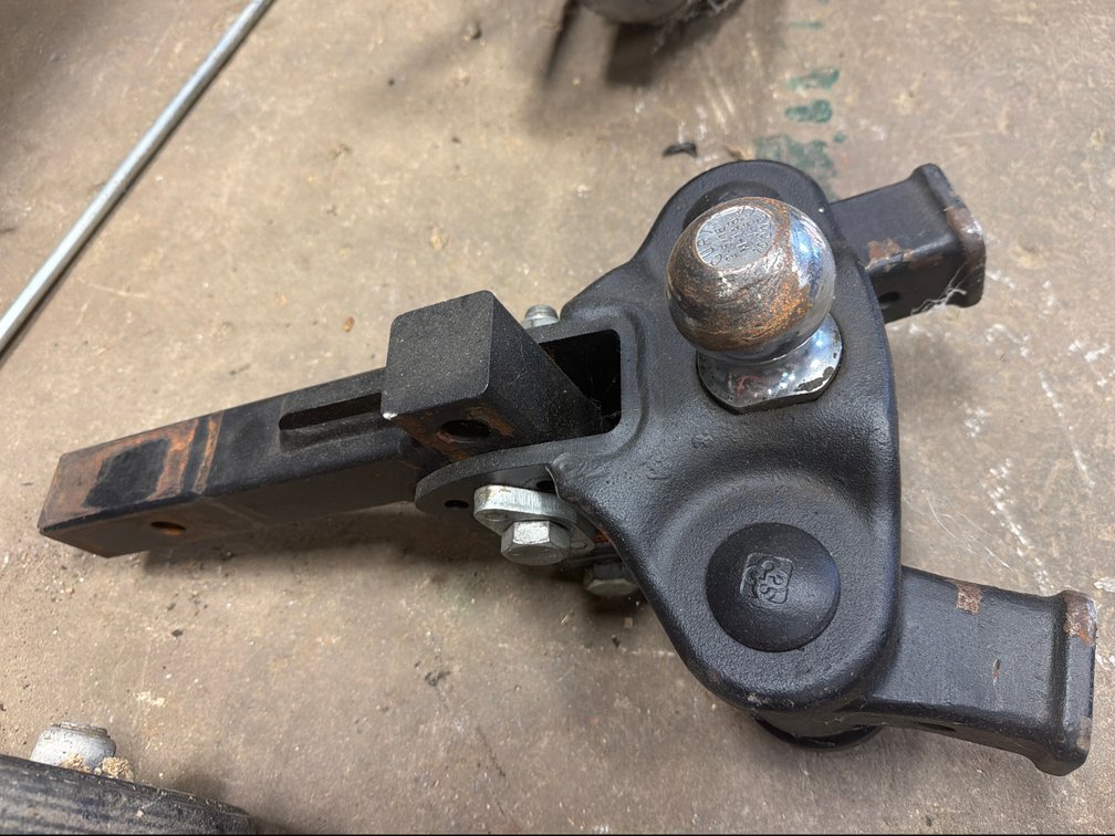 CURT Weight Distribution Hitch Head with Shank and Ball