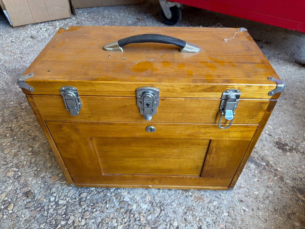 Felt-Lined Tool Chest & Futaba Receiver Lot