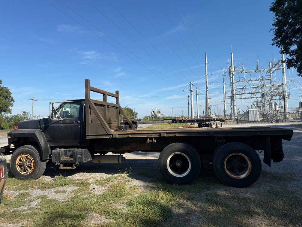 Ford FT900 Truck