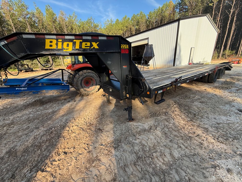 Trailer