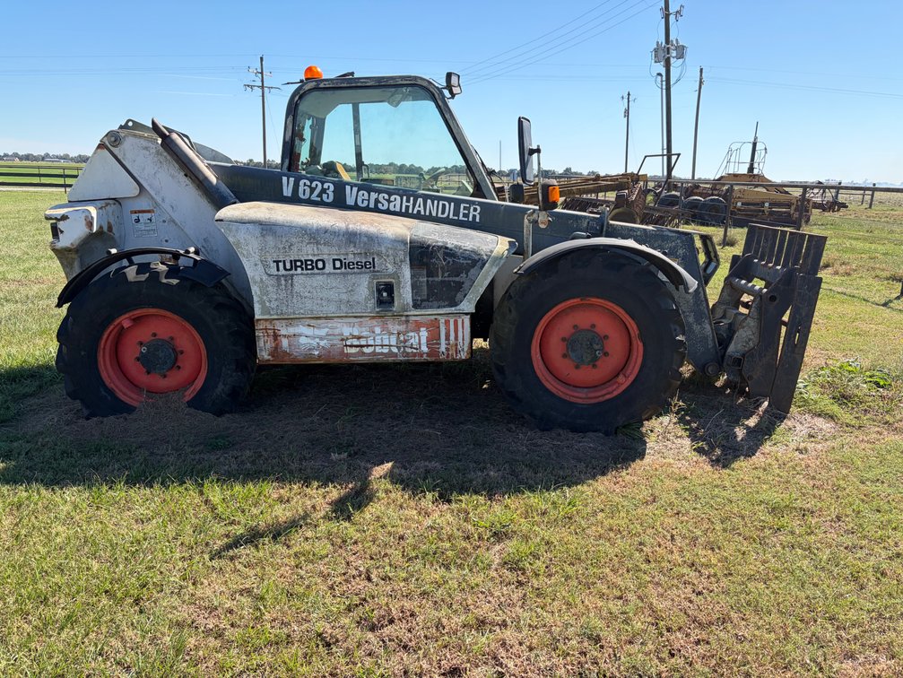 Forklift