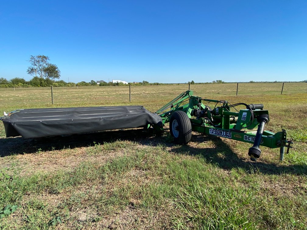 Hay Cutter & Caddy