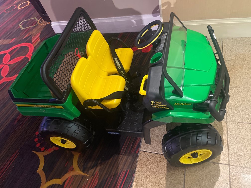 John Deere Gator