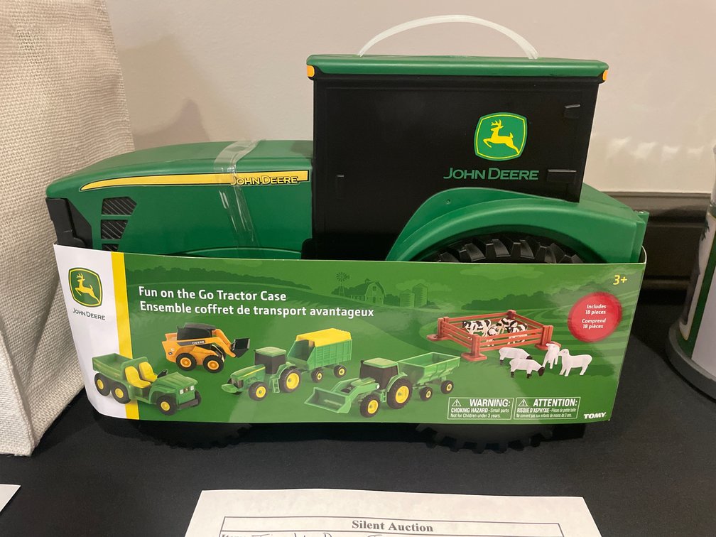 Toy JD Tractor Silent