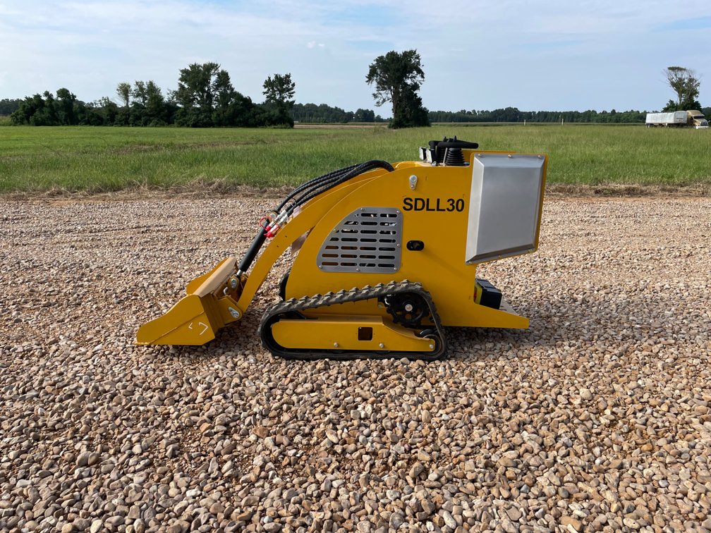 SKID STEER LOADER