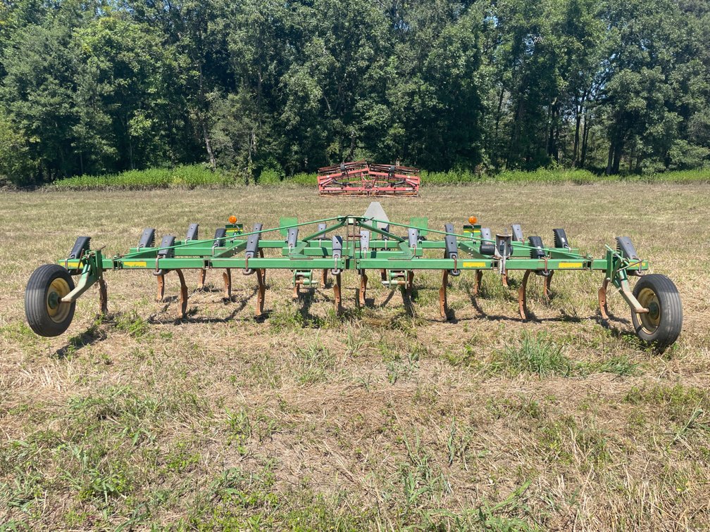 Chisel Plow