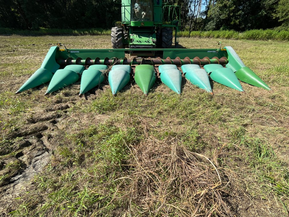 John Deere 894 Corn Header