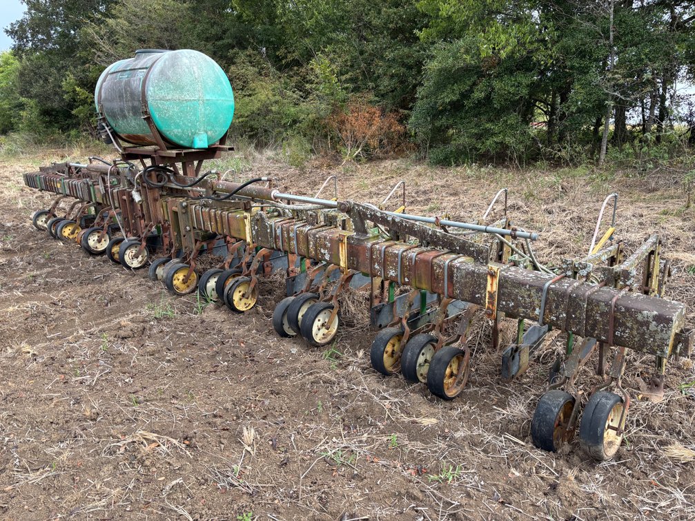 Cultivator
