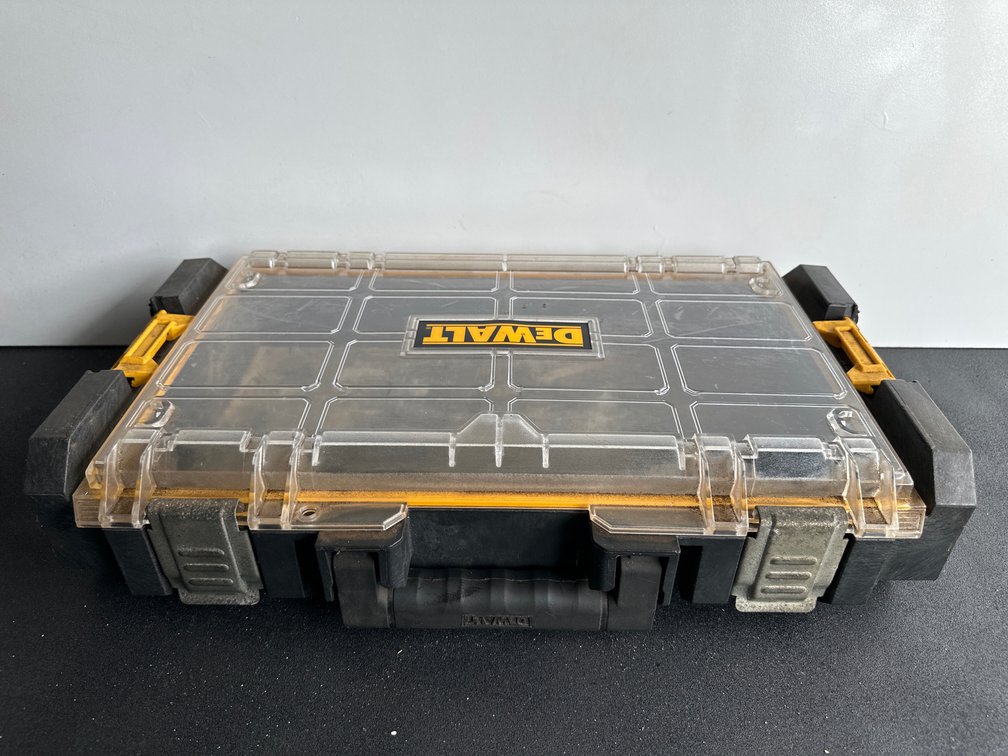 Dewalt Tool Storage Chest with Clear Top