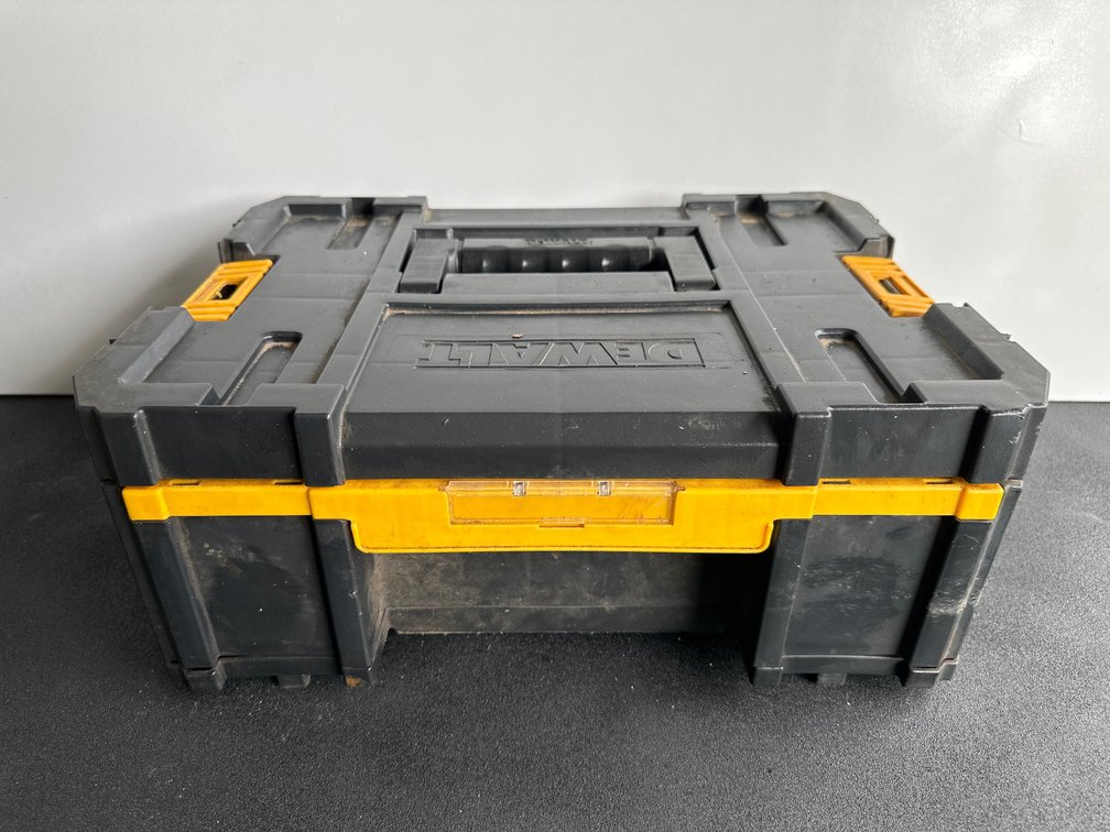 Dewalt Storage Drawer with Organizing Bins