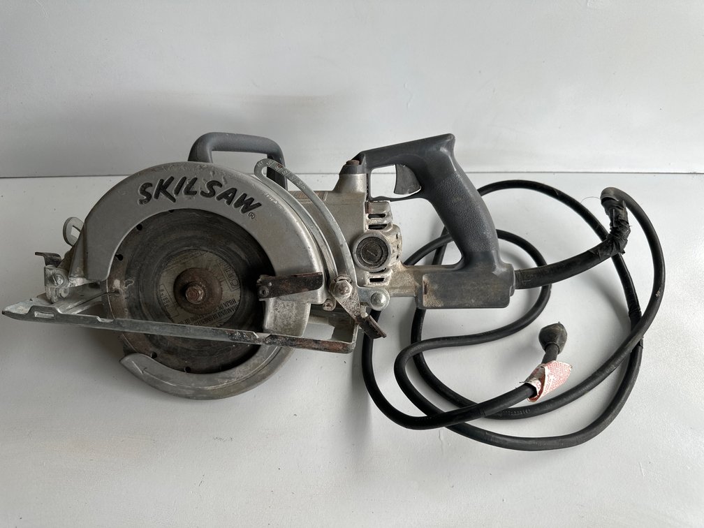 Skilsaw HD77 7-1/4" Worm Drive Saw