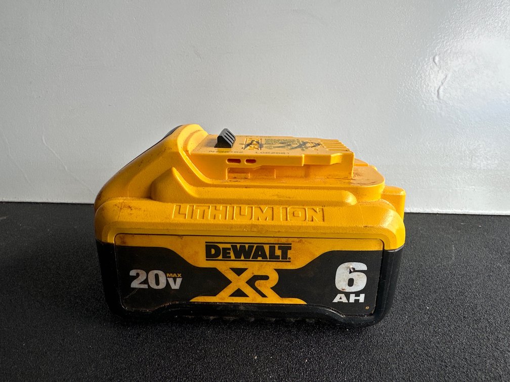 Dewalt DCB206 Battery Pack