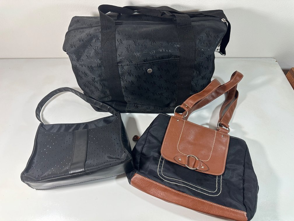 (X's 3) Black Tone Purses