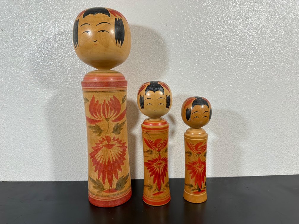 (X's 3) Vintage Japanese Kokeshi Dolls 