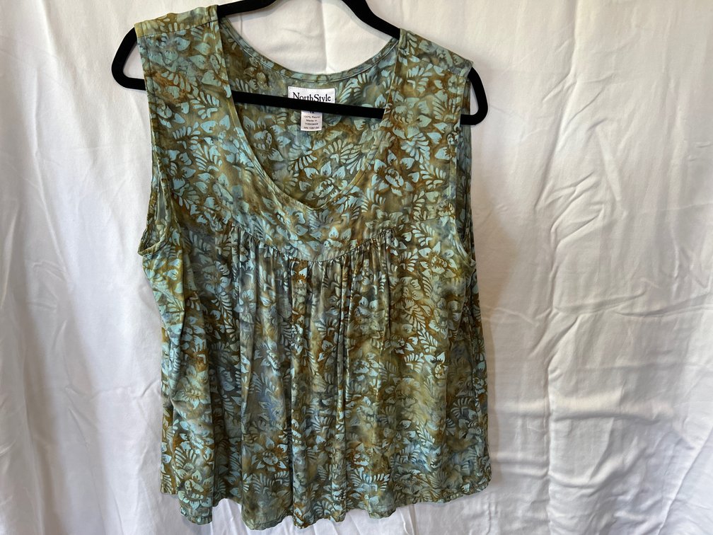 1X North Style Sleeveless Top
