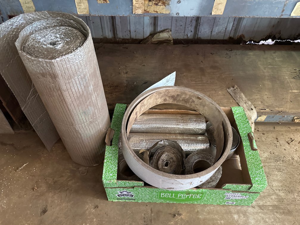 Peal and Seal Aluminum, Roll of Metal Sheeting and Up Blocking Roll