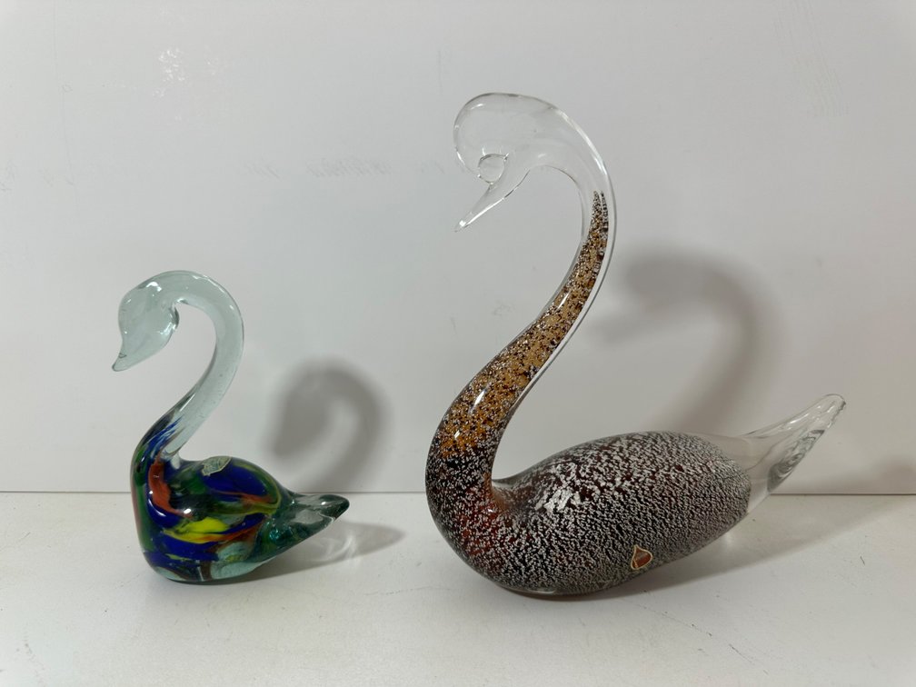 (X's 2) Art Glass Swan Sculptures 