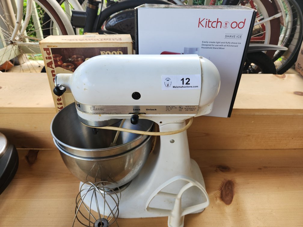 Kitchen Aid Stand Mixer with Attachments 