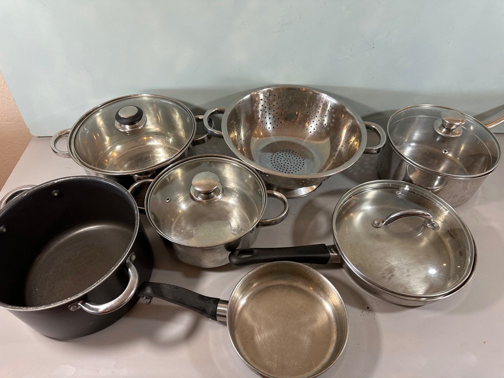 Mixed Brand Cookware and Strainer