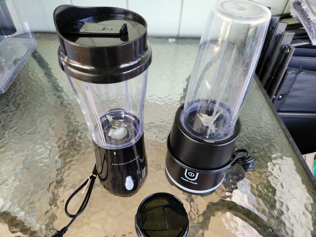 2 personal size blenders