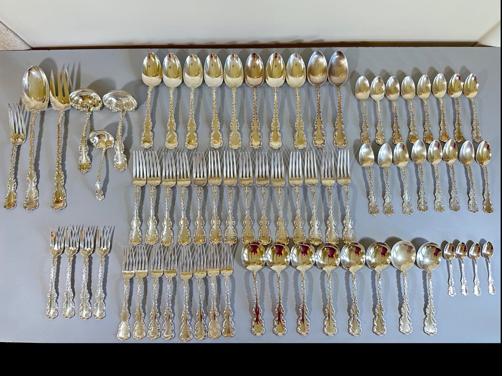Louis XV Style Sterling Silver Cutlery Set, Early 1900s Provenance