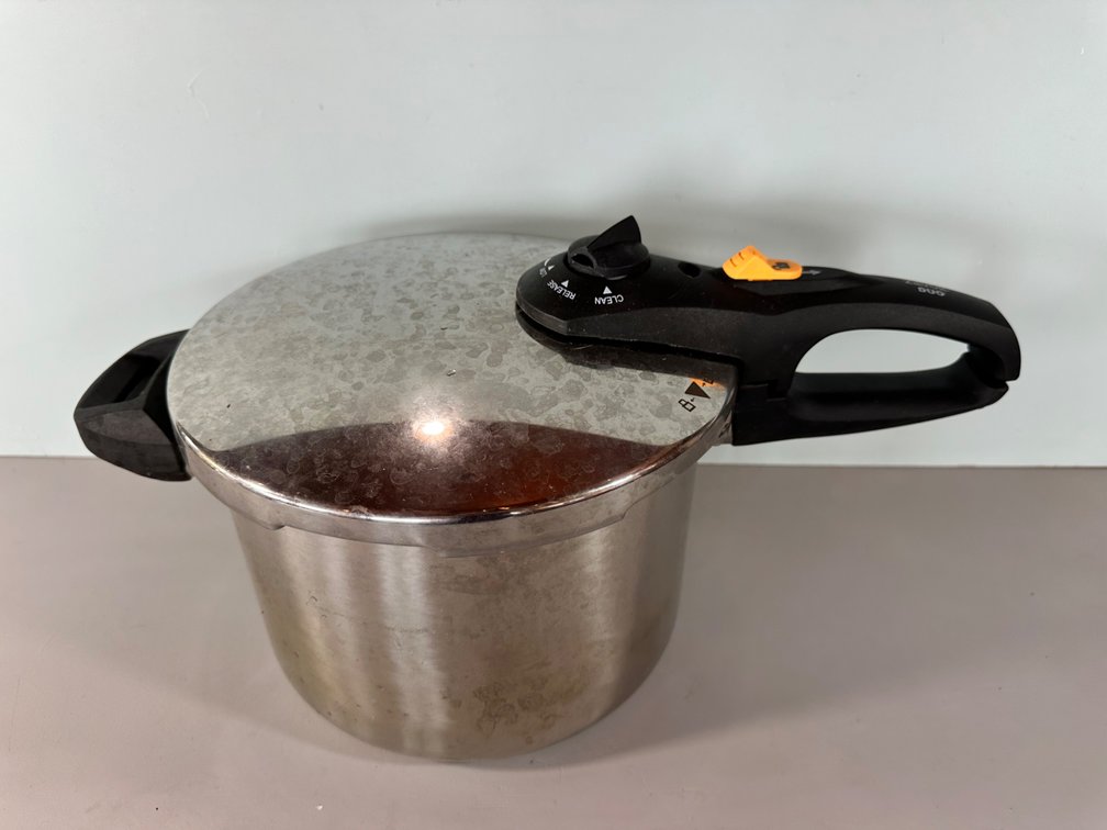 Zavor Duo Stovepot Pressure Cooker