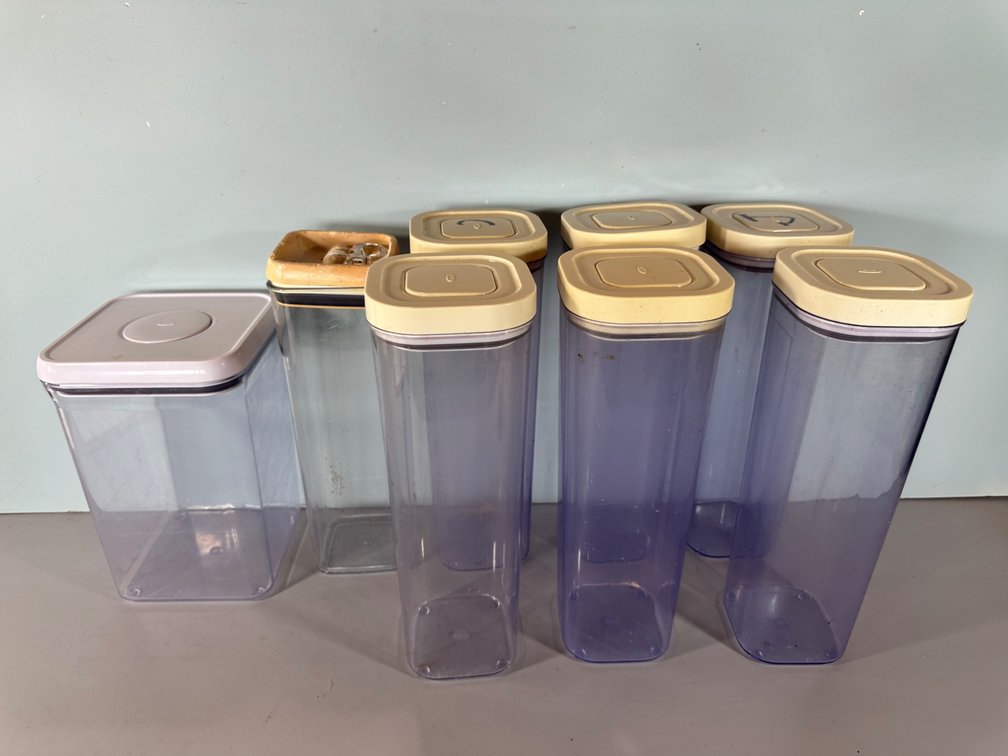 Plastic Storage Containers with Lids