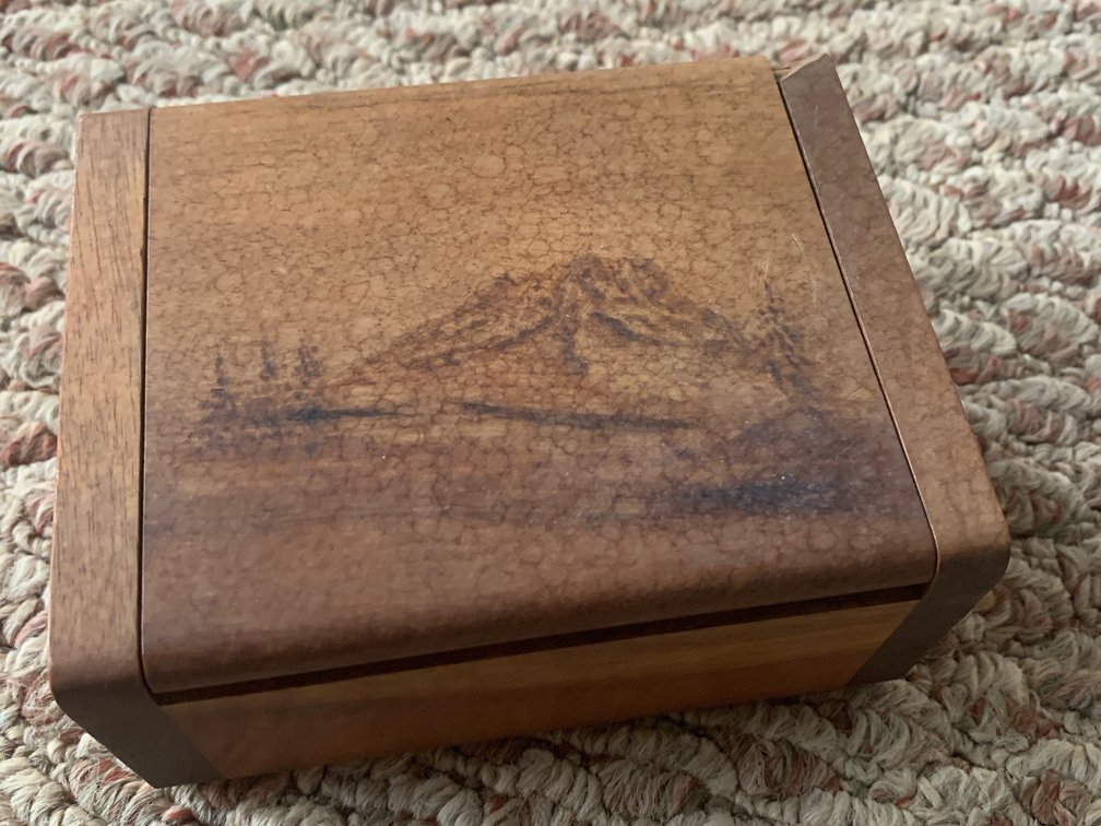 Wooden Flip Top Storage Box Oregon Myrtlewood