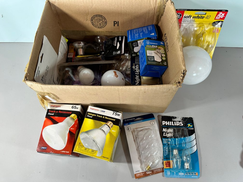 Assorted Light Bulbs