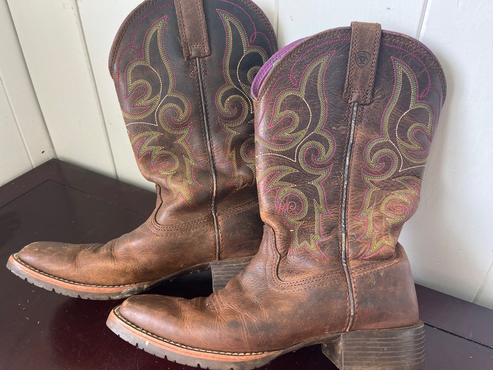 Ariat Size 7.5 Women's Boots