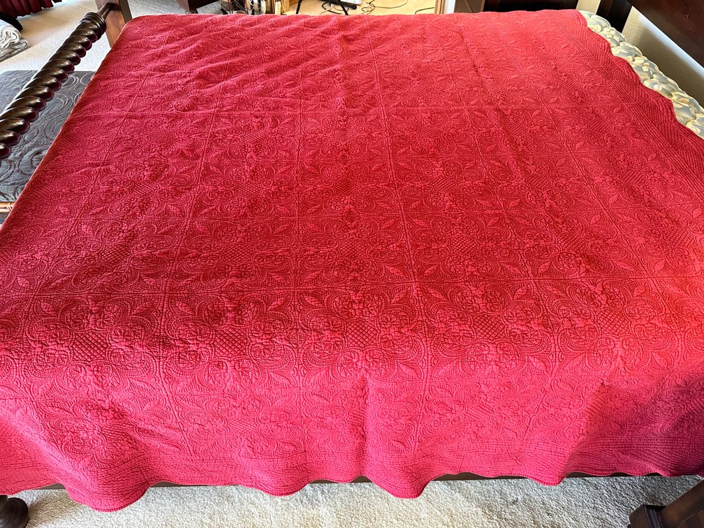Luxurious Deep Red Quilted Comforter with Intricate Floral Patterns
