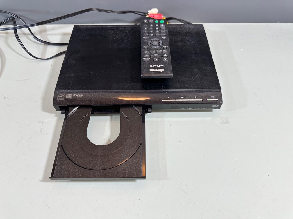 Sony DVD Player with Dolby Digital Sound - Model 6596107