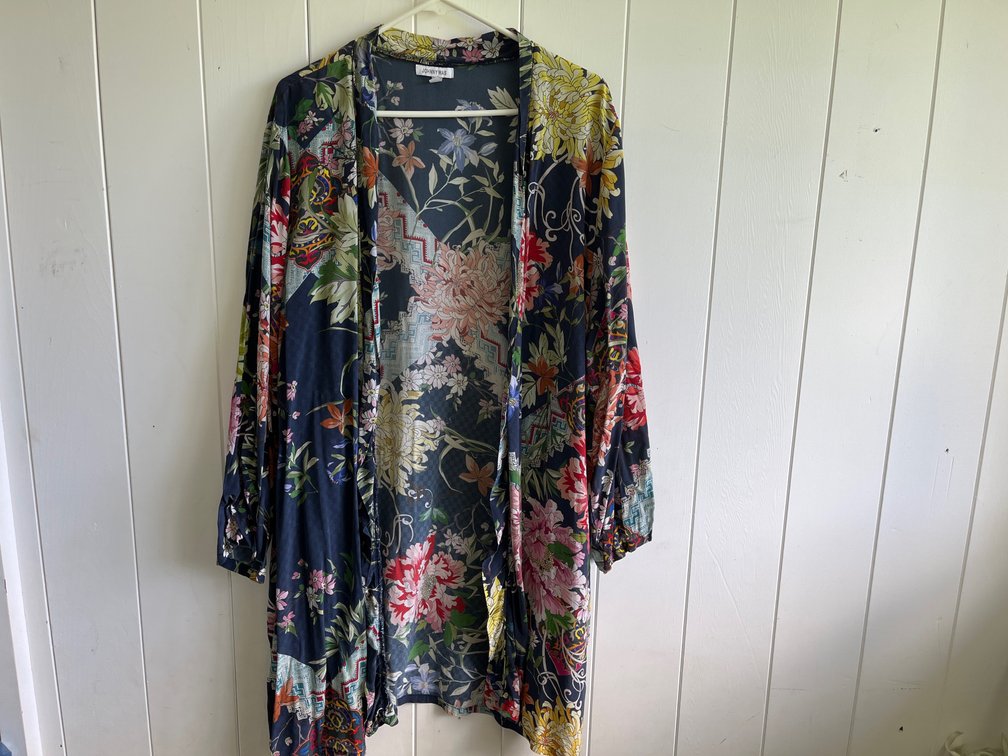 Silk Johnny Was Kimono