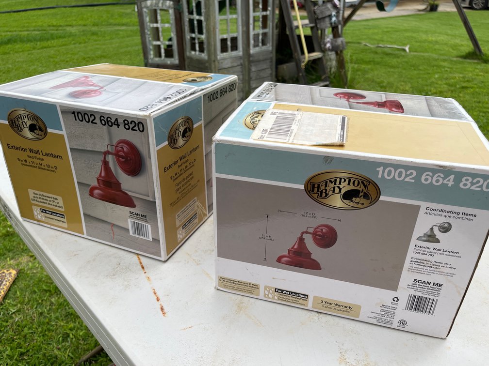 2 xs Red Finish Exterior Wall Lantern Lights
