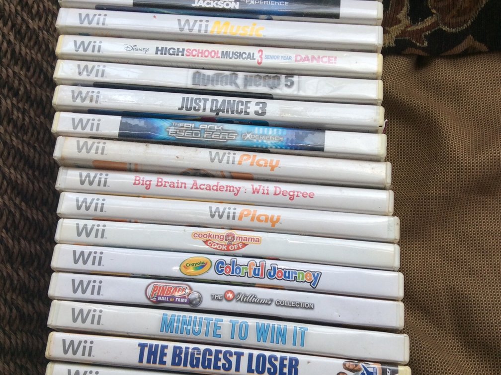 Wii games lot 28 
