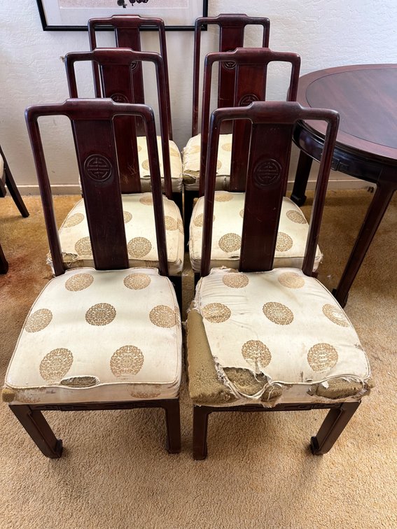(X's 6)  Dining Chairs with Carved Backs - Perfect Restoration Project