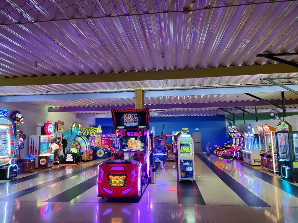 Kauai bowling center arcade cards