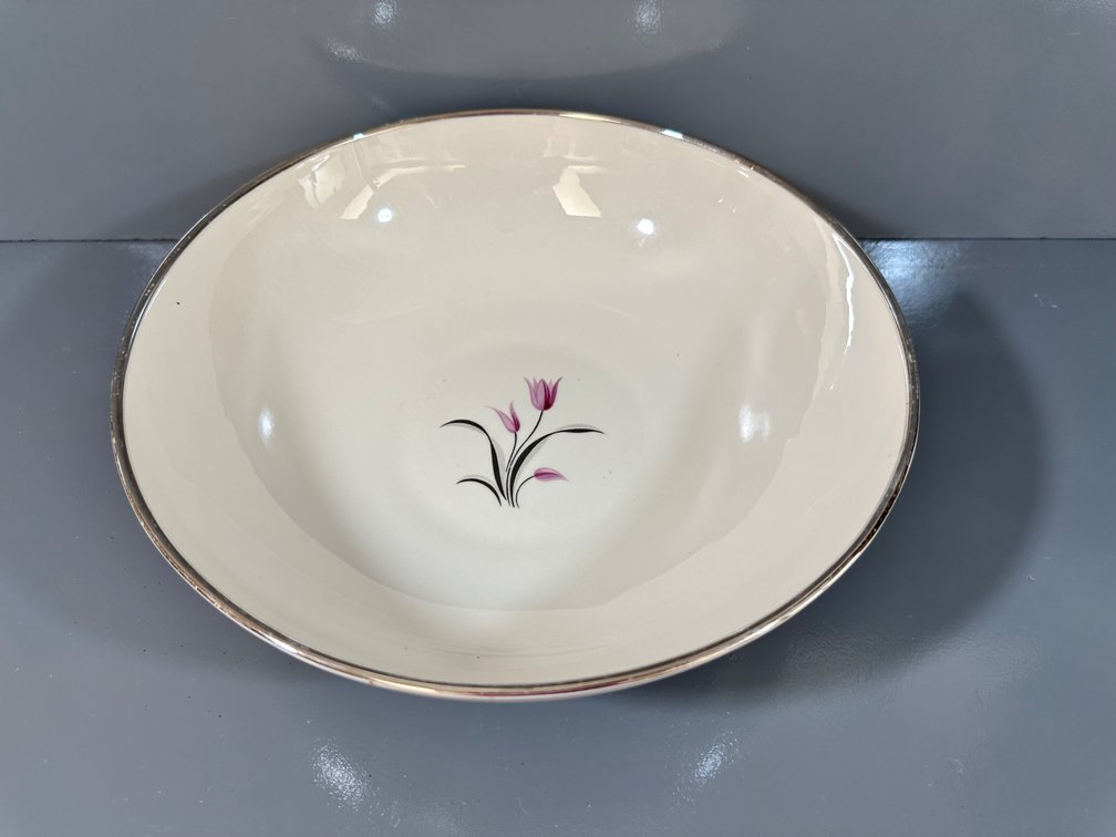 Beautiful Franciscan Ware "Carmel" Serving Bowl with Delicate Floral Design