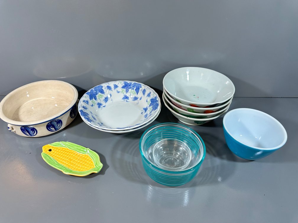 Charming Assortment of Decorative Bowls – Unique Designs and Colors