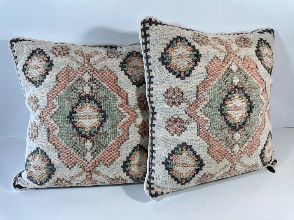 (X's 2) Pair of Decorative Pier 1 Throw Pillows