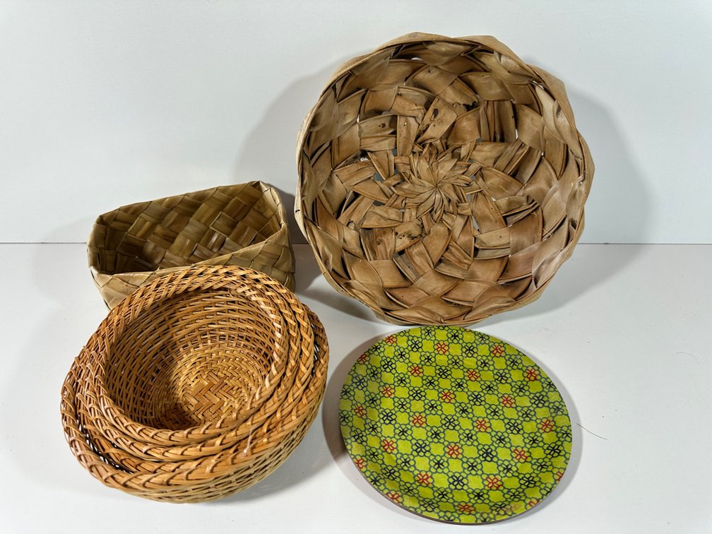 Unique Basket Set and Decorative Plate
