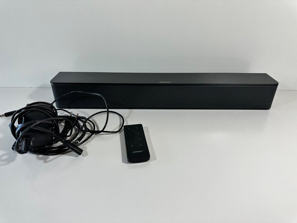 Bose Solo Soundbar Series II with Remote and Cables