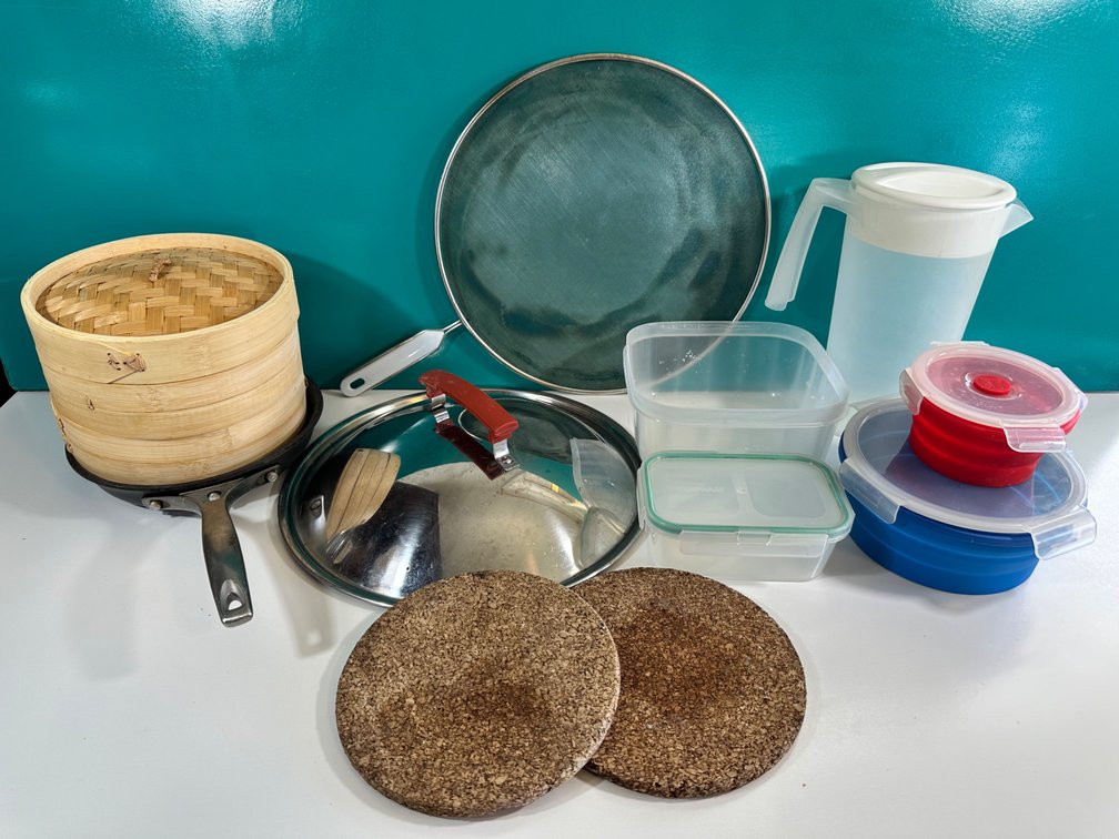 Assorted Kitchenware Set